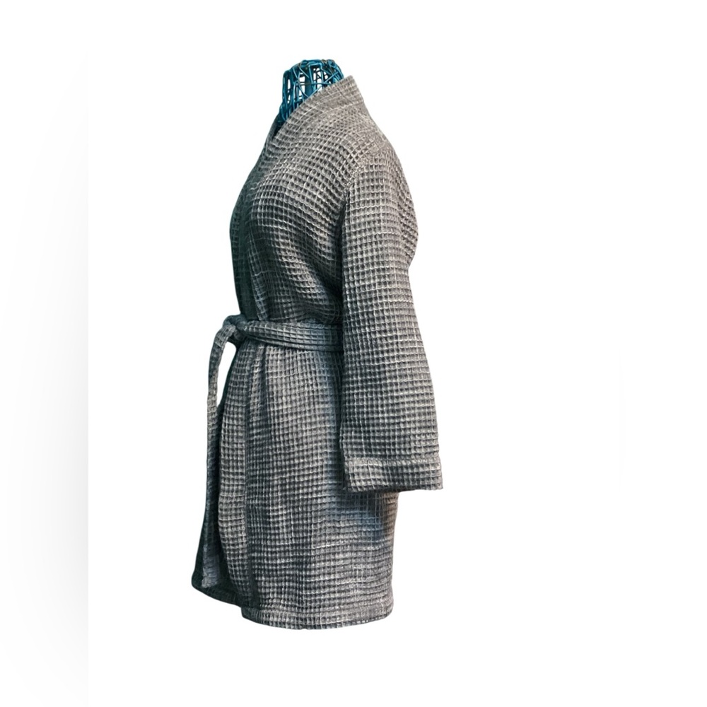 💥PRICE DROP💥 Waffle Robe (2) - Picture 5 of 8